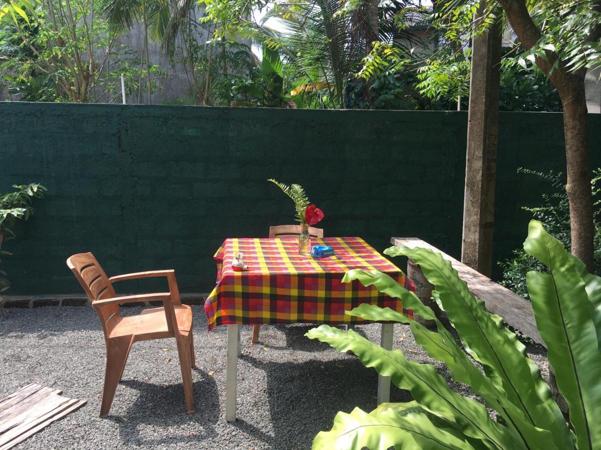 Anthony Guesthouse 希克杜沃 外观 照片